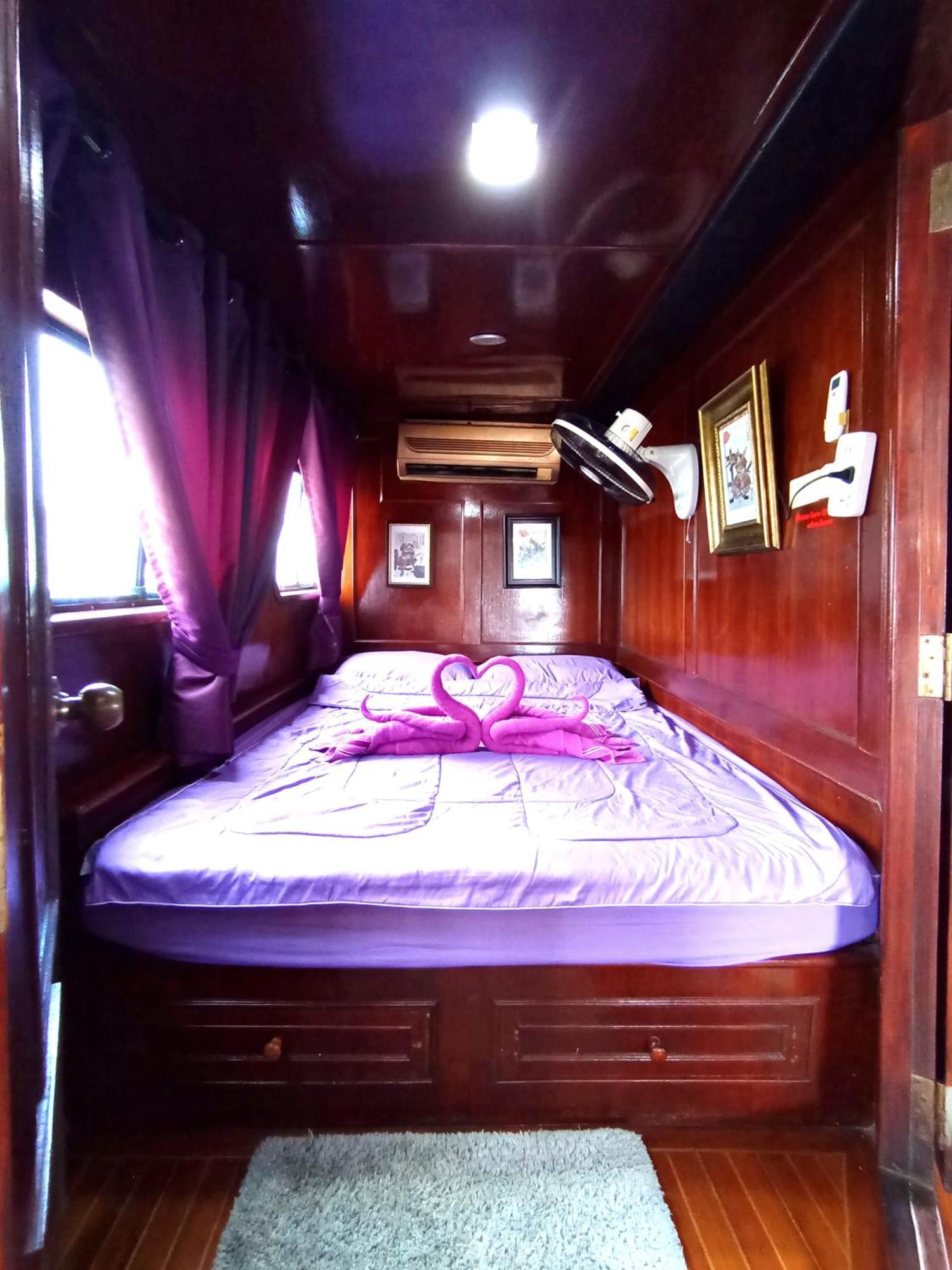 Sabai Sabai Liveaboard Bangkok Exterior foto
